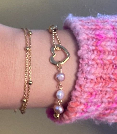 Armband met hartjes bedel en parels | heart bracelet with pearls