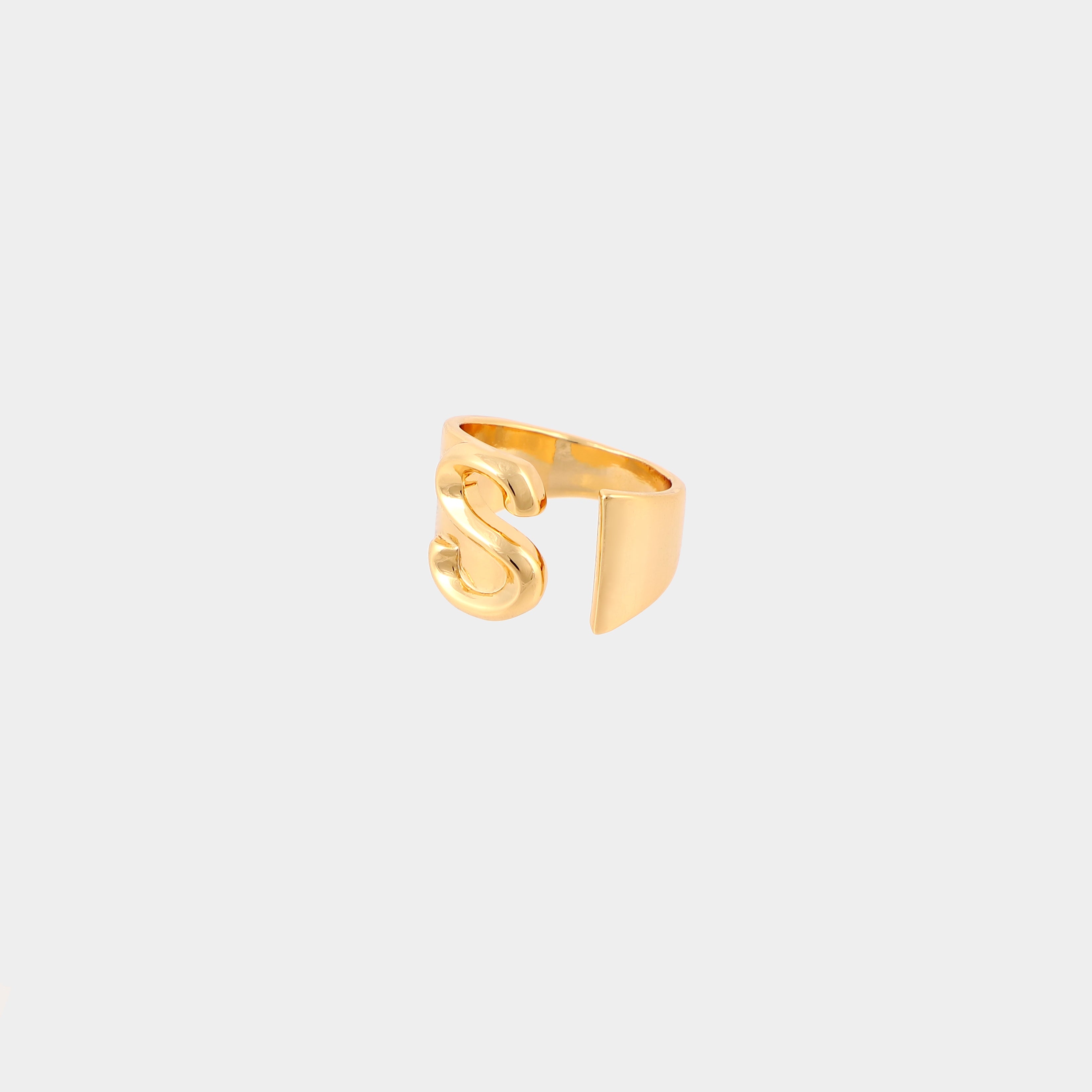 Initial ring Gold